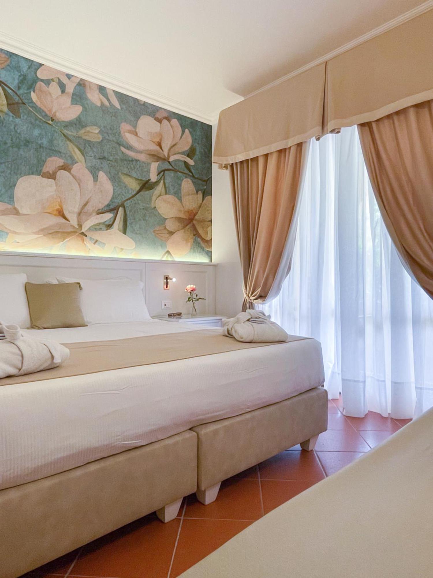 פורטופראיו Hotel Villa Ottone מראה חיצוני תמונה