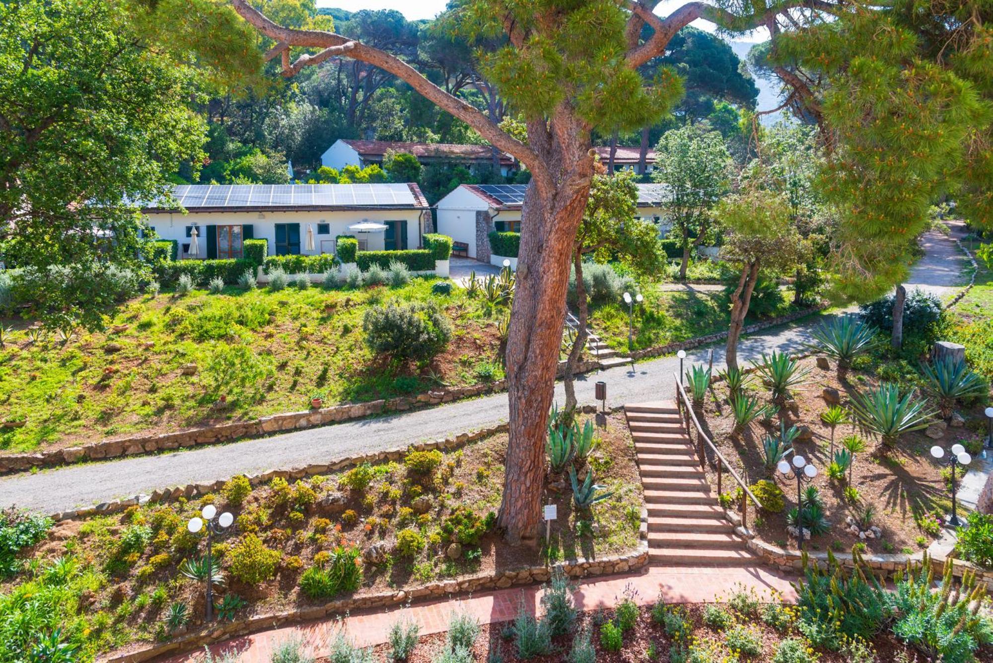 פורטופראיו Hotel Villa Ottone מראה חיצוני תמונה